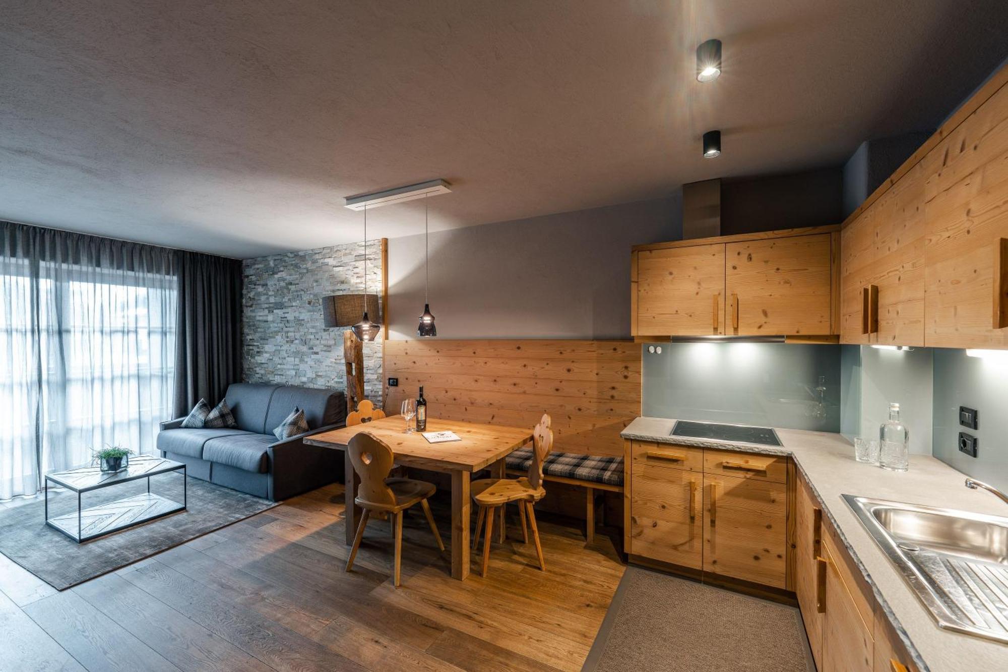 Sportony Mountain Lodges La Villa  Dış mekan fotoğraf
